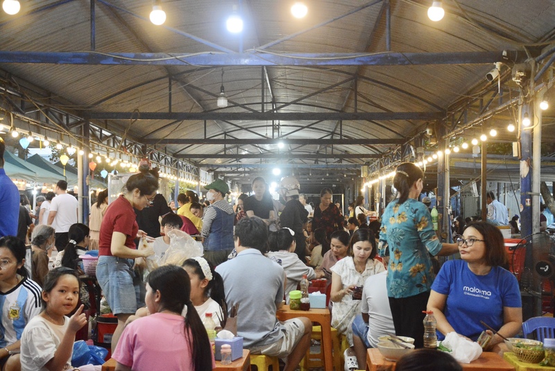 Phiên chợ quê Hòa Vang sẽ được duy trì tổ chức định kỳ vào tối thứ bảy của tuần đầu tiên mỗi tháng. Ảnh: Diễm Phúc