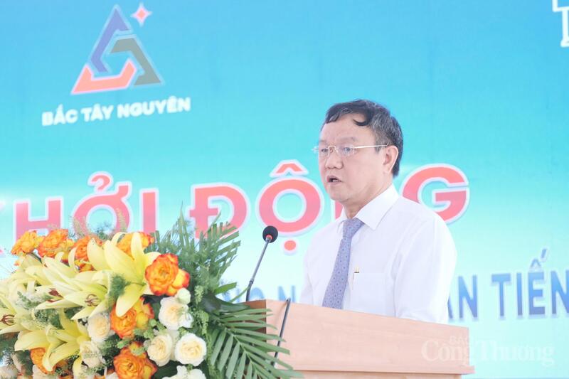 Ông Đào Mỹ, Phó Chủ tịch UBND tỉnh Đắk Lắk phát biểu tại lễ khởi động. Ảnh: Lê Sơn