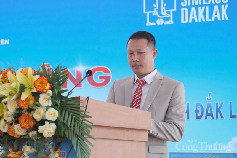 Ông Vũ Văn Luyến, Tổng Giám đốc Công ty Cổ phần Đầu tư Khoáng sản Bắc Tây Nguyên phát biểu tại lễ khởi động. Ảnh: Lê Sơn