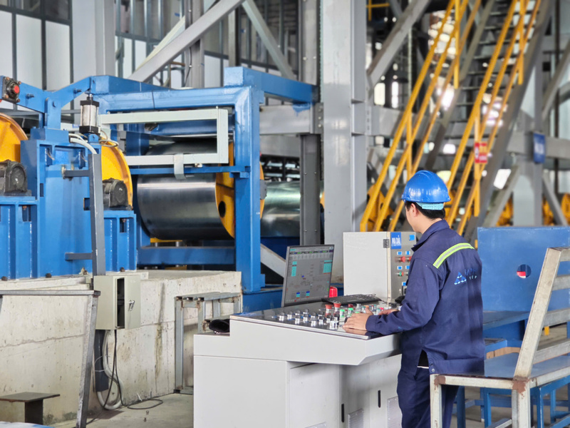 Kiểm soát tốt chi phí năng lượng giúp doanh nghiệp nâng cao hiệu quả vận hành và khả năng thích ứng trước biến động của thị trường. Ảnh: Hoàng Lân