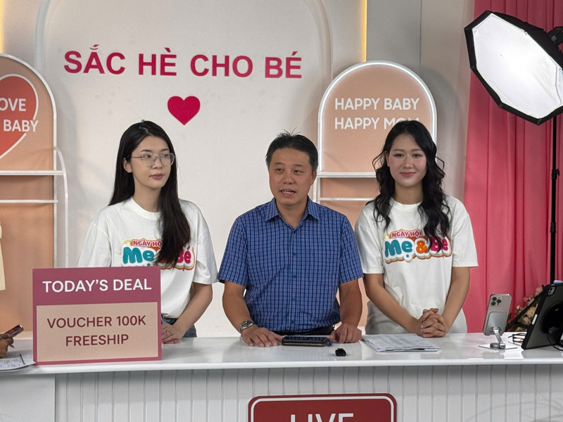 Ông Nguyễn Lâm Thanh, đại diện TikTok tại Việt Nam; Nhà báo Nguyễn Hoàng Nguyên, Phó Tổng Biên tập Báo Tuổi Trẻ tham gia phiên MegaLive thanh niên trên kênh TikTok Thành Nesty. Toàn bộ hoa hồng thu được từ phiên MegaLive này cũng được kênh TikTok Thành Nesty và các nhãn hàng ủng hộ vào quỹ “Ước mơ của Thủy” do báo Tuổi trẻ phát động.