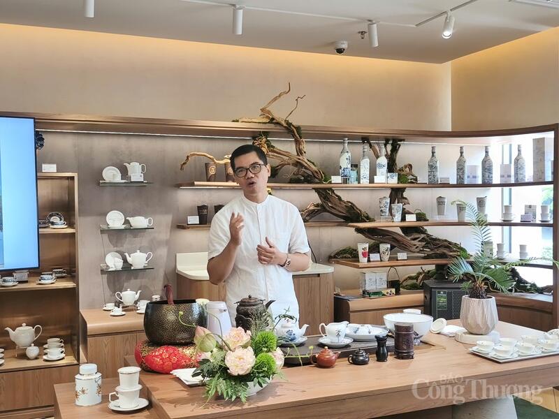 Báo chí đóng vai trò quan trọng trong việc lan toả văn hoá trà Việt. Ảnh: Nguyễn Hoà