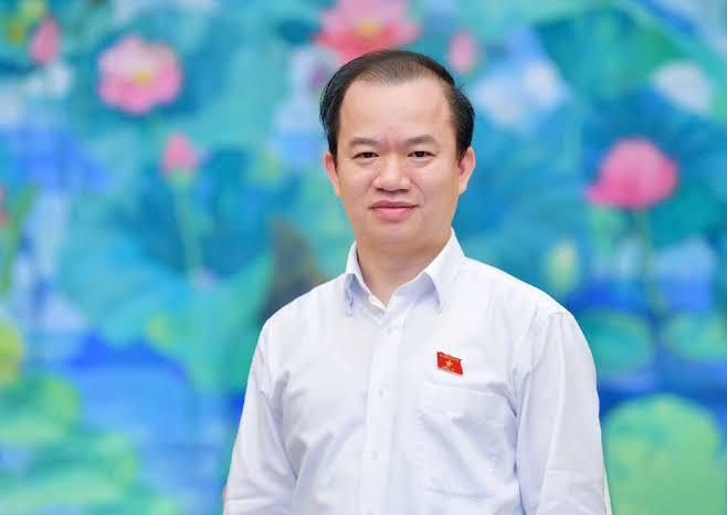 PGS.TS Bùi Hoài Sơn - Ủy viên thường trực Ủy ban Văn hóa và Xã hội của Quốc hội