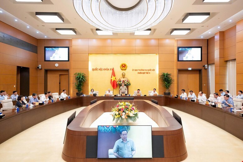 Quang cảnh Phiên bế mạc.