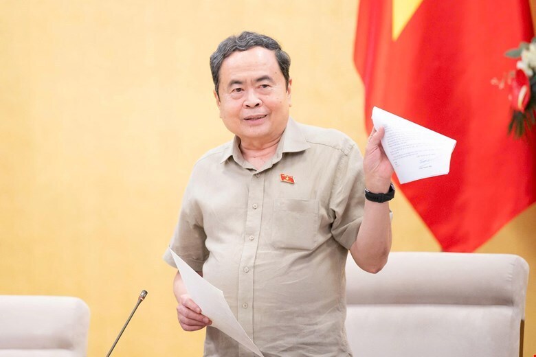 Chủ tịch Quốc hội cho biết đã gửi công thư tới Thủ tướng Chính phủ, một số Phó Thủ tướng Chính phủ và các Phó Chủ tịch Quốc hội về việc chuẩn bị Kỳ họp không thường lệ.