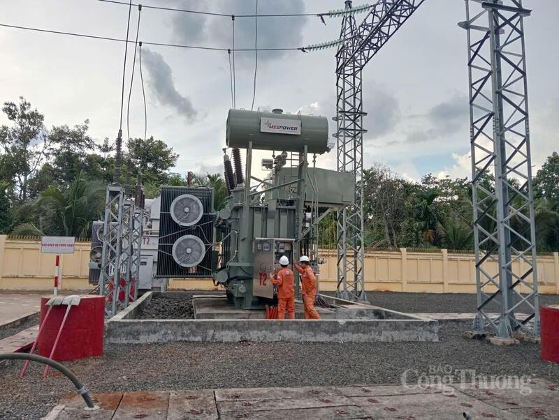 Việc hoàn thành dự án Nâng công suất Trạm biến áp 110kV Krông Ana tiếp tục góp phần hoàn thiện hạ tầng lưới điện khu vực, nâng cao chất lượng cung cấp điện và đáp ứng yêu cầu phát triển kinh tế - xã hội của tỉnh Đắk Lắk. Ảnh: Nguyễn Hoàng
