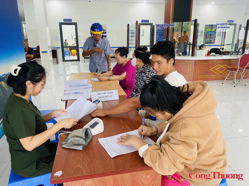 Từ y tế đến du lịch, những thay đổi tích cực sau gần một năm vận hành mô hình chính quyền địa phương hai cấp đang từng bước làm thay đổi diện mạo Côn Đảo. Ảnh: Thanh Tuấn