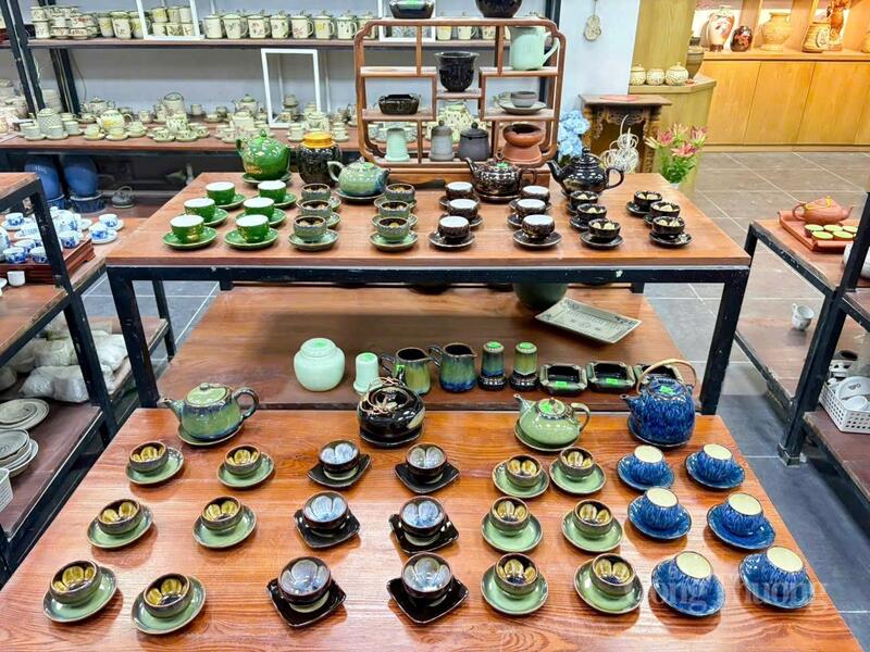 Gốm Bát Tràng chuyển mình để đáp ứng thị trường - 3
