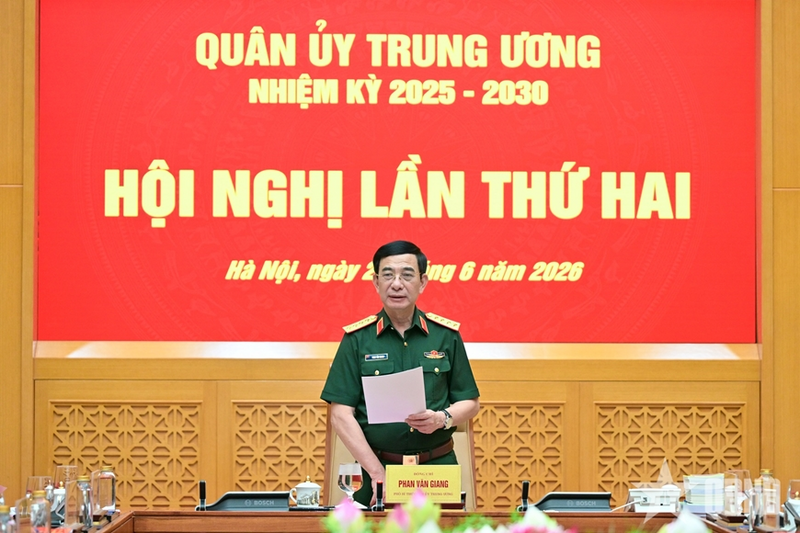 Đại tướng Phan Văn Giang chủ trì hội nghị.