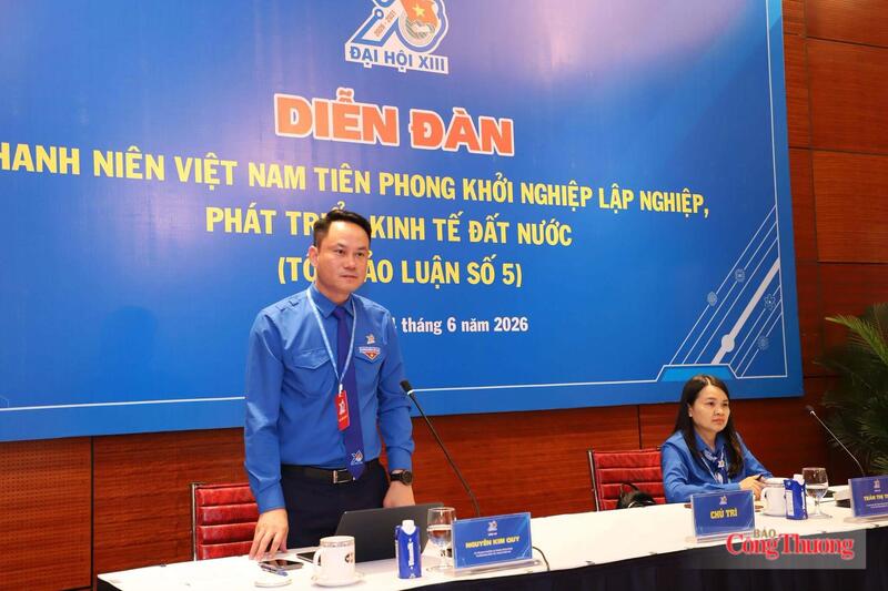 Anh Nguyễn Kim Quy - Trưởng Ban Thanh thiếu nhi Trung ương Đoàn, Phó Chủ tịch Thường trực Hội Liên hiệp Thanh niên Việt Nam phát biểu tại diễn đàn