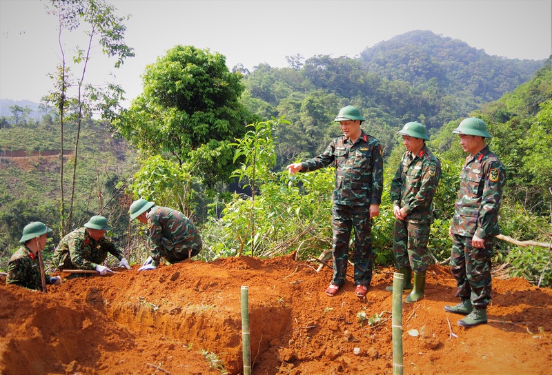 Quảng Trị tăng tốc tìm kiếm, xác định danh tính liệt sĩ trong “Chiến dịch 500 ngày đêm”. Ảnh: Minh Tú