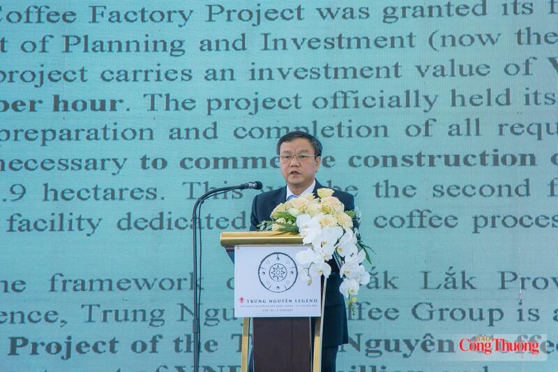 Phó Chủ tịch UBND tỉnh Đắk Lắk Đào Mỹ phát biểu tại buổi lễ. Ảnh: Lê Sơn
