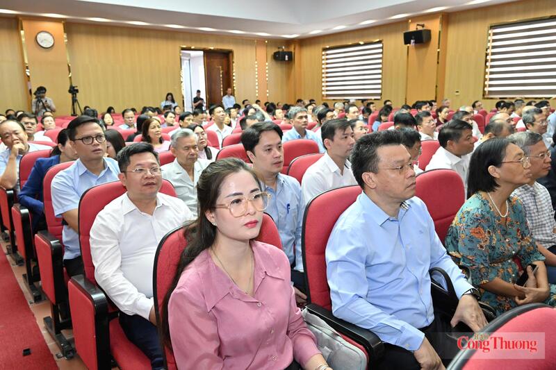 Hội nghị thúc đẩy xuất khẩu đạt mục tiêu tăng trưởng 2 con số - 6