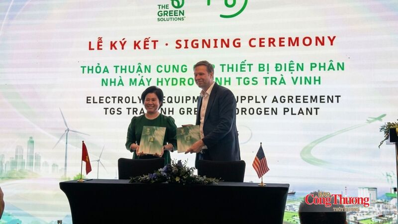 Lễ ký kết ba văn kiện hợp tác cốt lõi gắn liền với các mắt xích chiến lược trong chuỗi giá trị của Dự án Nhà máy Hydro xanh Trà Vinh.