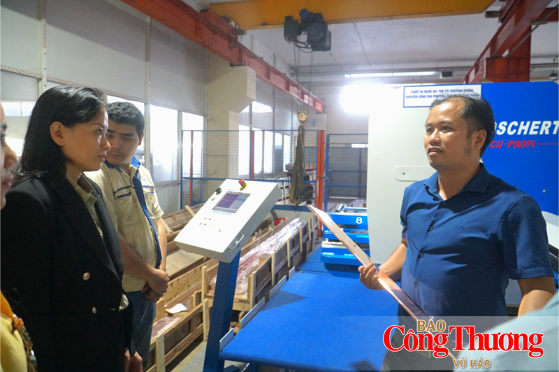 TP. Đà Nẵng sẽ đẩy mạnh hỗ trợ kỹ thuật cũng như kinh phí cho các doanh nghiệp chuyển đổi số để sử dụng năng lượng tiết kiệm, hiệu qua thông qua các chương trình như chương trình khuyến công, sản xuất sạch hơn, khoa học công nghệ