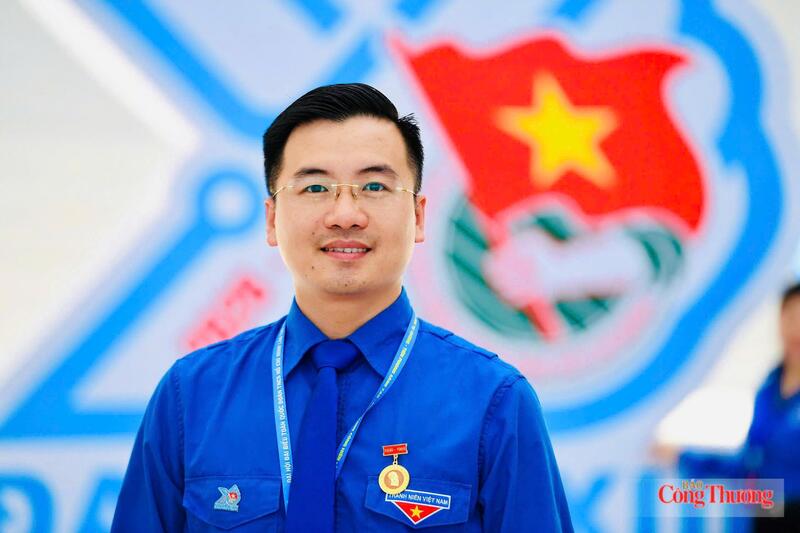 Anh Nguyễn Nhất Linh - Ủy viên Ban Thường vụ Trung ương Đoàn khóa XIII, Bí thư Đoàn Mặt trận Tổ quốc, các đoàn thể Trung ương - Ảnh: Dương Triều