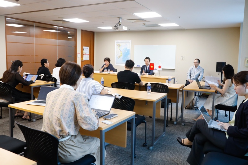 JICA sắp cử đoàn khảo sát sang Việt Nam để tìm hiểu nhu cầu liên quan đến dự trữ dầu mỏ và chuỗi cung ứng dầu mỏ tại Việt Nam.Trong chuyến công tác lần này, đoàn dự kiến sẽ làm việc với Bộ Công Thương, Bộ Tài Chính, Petro Việt Nam và các cơ quan liên quan. Ảnh: Linh Linh