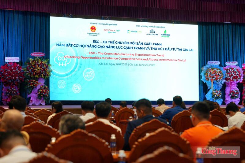 UBND tỉnh Gia Lai phối hợp với Công ty Cổ phần Becamex Bình Định tổ chức Hội thảo “ESG - xu thế chuyển đổi sản xuất xanh: Nắm bắt cơ hội nâng cao năng lực cạnh tranh và thu hút đầu tư tại Gia Lai”. Ảnh: Hiền Mai