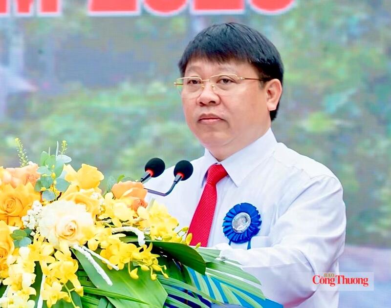 Ông Lê Huy Dương - Chủ tịch UBND xã Thạch Quảng cho biết, địa phương đã đạt nhiều kết quả tích cực sau một năm vận hành mô hình chính quyền địa phương 2 cấp. Ảnh: Ngô Nhung