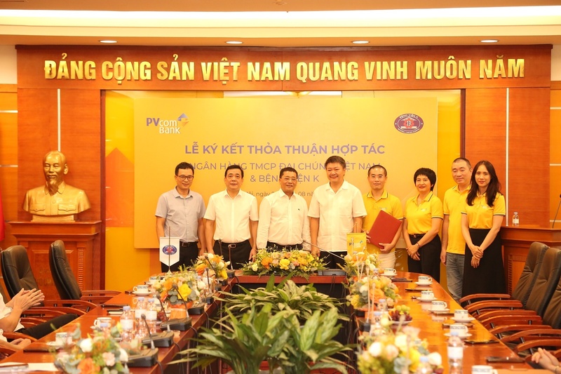 PVcomBank tăng cường hợp tác với các đơn vị trong ngành y tế và giáo dục, mở rộng hệ sinh thái đối tác.