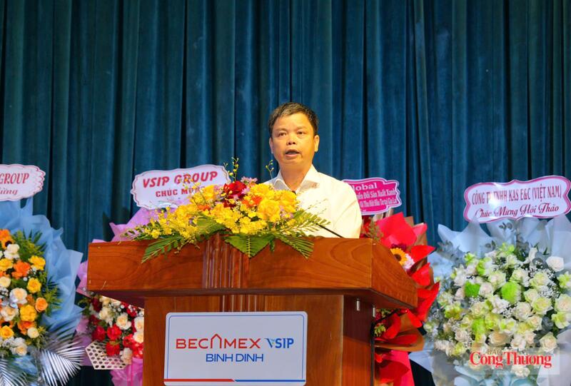 Ông Nguyễn Hữu Quế, Phó Chủ tịch UBND tỉnh Gia Lai phát biểu khai mạc. Ảnh: Hiền Mai