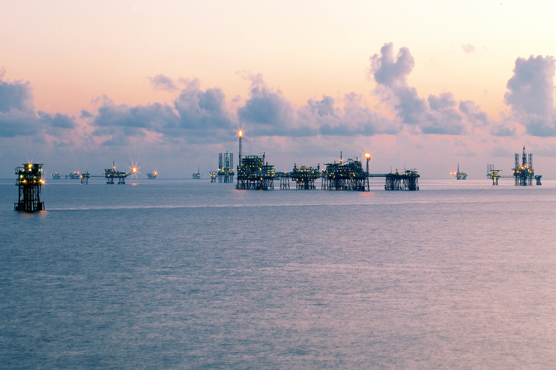Hoạt động khai thác dầu khí tại mỏ Bạch Hổ. Ảnh: Petrovietnam