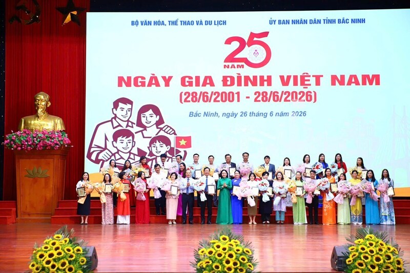 Lễ kỷ niệm 25 năm Ngày Gia đình Việt Nam (28/6/2001 - 28/6/2026). Ảnh: Việt Hùng