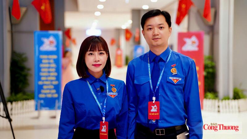 Đồng chí Nguyễn Minh Triết - Ủy viên dự khuyết Trung ương Đảng, Bí thư Thường trực Trung ương Đoàn, Chủ tịch Hội Sinh viên Việt Nam và đồng chí Nguyễn Ngọc Tâm bên lề Đại hội - Ảnh: Thái Mạnh