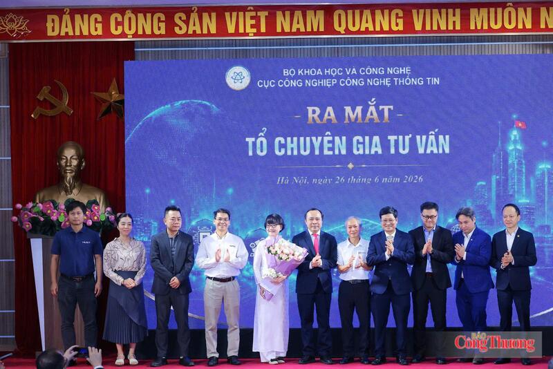 Ra mắt tổ chuyên gia tư vấn chuyên môn với sự tham gia của 21 chuyên gia uy tín trong lĩnh vực bán dẫn
