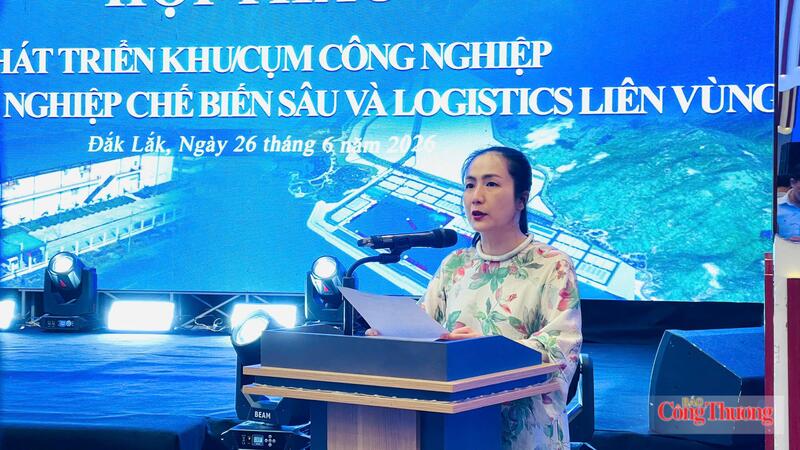 Bà Nguyễn Thị Thu An, Giám đốc Sở Công Thương tỉnh Đắk Lắk phát biểu bế mạc hội thảo. Ảnh: Lê Sơn
