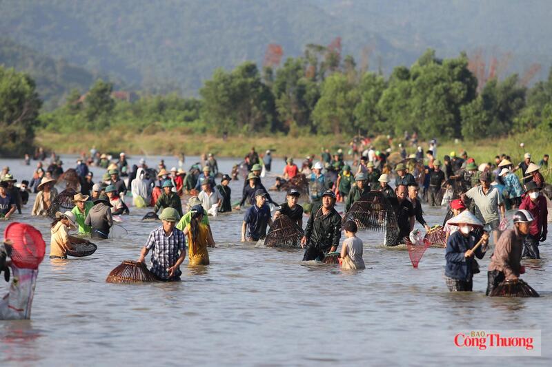 Đây không chỉ là một hoạt động giải trí đơn thuần mà là một sinh hoạt cộng đồng sâu sắc gắn liền với đời sống của cư dân trồng lúa nước. Qua lễ hội, người dân gửi gắm mong ước về một năm mưa thuận gió hòa, mùa màng bội thu, cuộc sống no ấm.