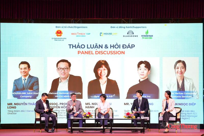 Phiên thảo luận tại Hội thảo “ESG - xu thế chuyển đổi sản xuất xanh: Nắm bắt cơ hội nâng cao năng lực cạnh tranh và thu hút đầu tư tại Gia Lai” diễn ra chiều 26/6. Ảnh: Hiền Mai