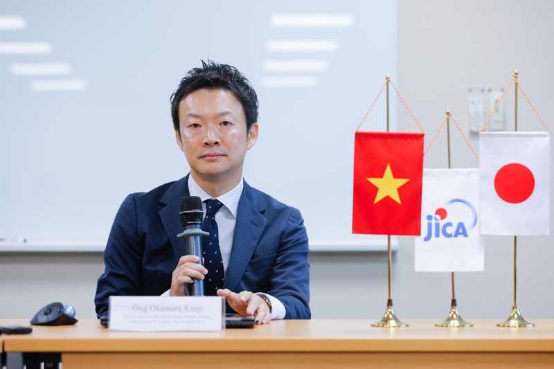 Ông Okamura Kenji, Phó Trưởng ban Dầu mỏ và Khai khoáng, Phòng Quản lý Hạ tầng, Trụ sở chính JICA. Ảnh: Linh Linh