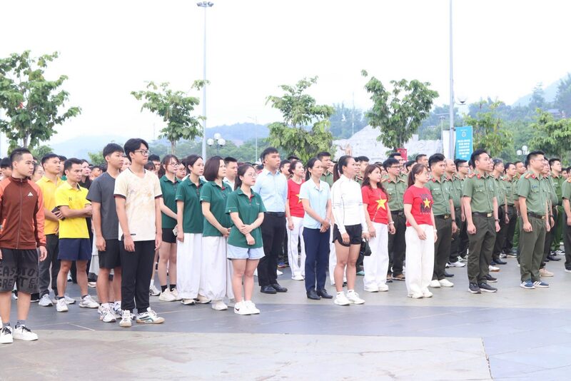 Sơn La: 1.500 vận động viên lan tỏa thông điệp xã, phường không ma túy - 2