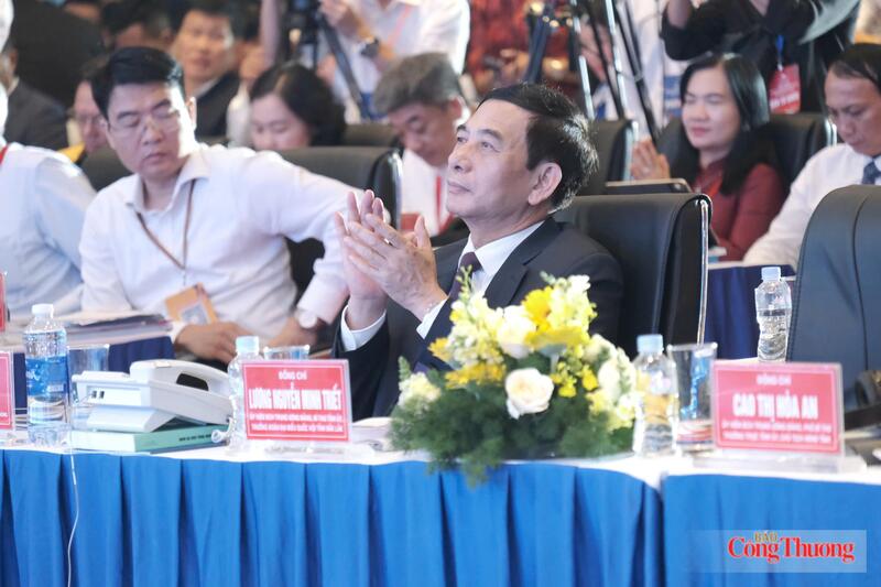 Đại tướng Phan Văn Giang tại hội nghị. Ảnh: Lê Sơn