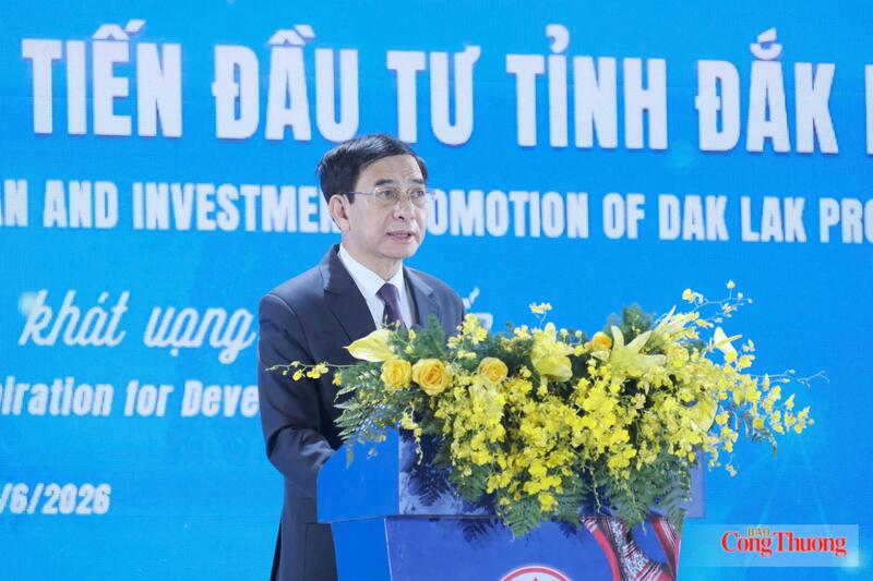 Phó Thủ tướng Phan Văn Giang phát biểu chỉ đạo tại hội nghị. Ảnh: Lê Sơn