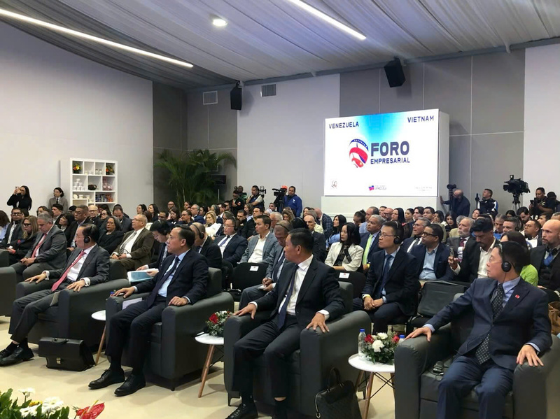 Các đại biểu tham dự tại Diễn đàn Doanh nghiệp Việt Nam - Venezuela.