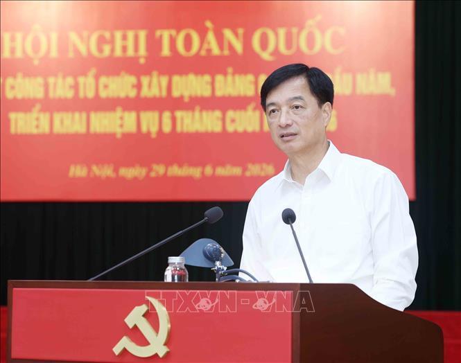 Đồng chí Nguyễn Duy Ngọc, Uỷ viên Bộ Chính trị, Bí thư Trung ương Đảng, Trưởng Ban Tổ chức Trung ương phát biểu chỉ đạo Hội nghị. Ảnh: Phương Hoa/TTXVN