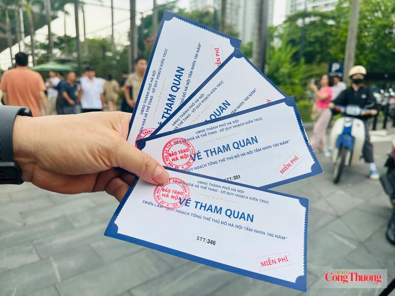 Tuy vậy, ông Tiến cho biết, rất ủng hộ chủ trương quy hoạch của thành phố, song, điều ông cũng như người dân Thủ đô mong muốn là Đảng, Nhà nước, thành phố cần có những chính sách hợp lý đảm bảo quyền lợi an sinh cho những người yếu thế trong xã hội nếu nằm trong diện quy hoạch