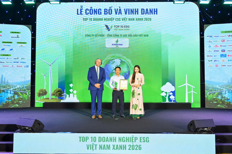 BSR được vinh danh tại hạng mục Top 10 Doanh nghiệp ESG Việt Nam Xanh 2026 (ESG10). Ảnh: BSR