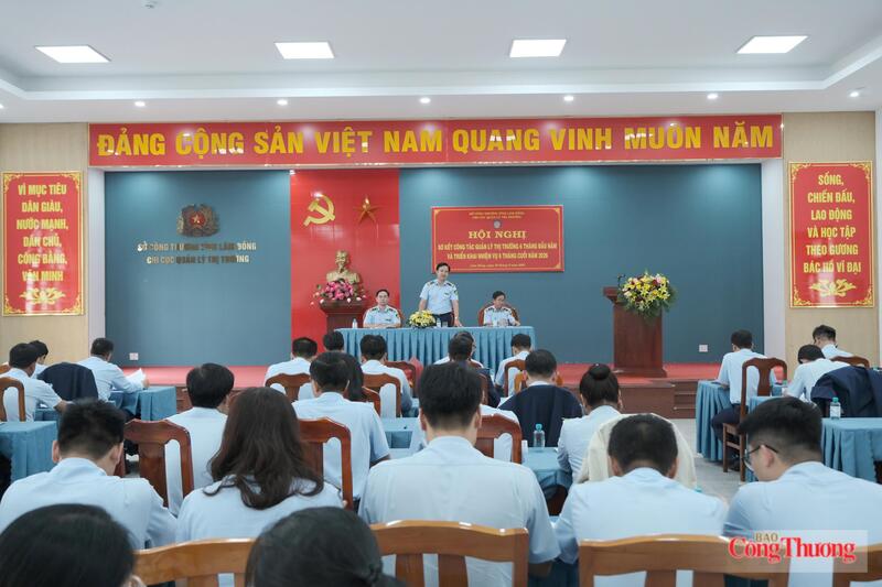 Quang cảnh Hội nghị sơ kết công tác quản lý thị trường 6 tháng đầu năm và triển khai nhiệm vụ 6 tháng cuối năm 2026. Ảnh: Lê Sơn