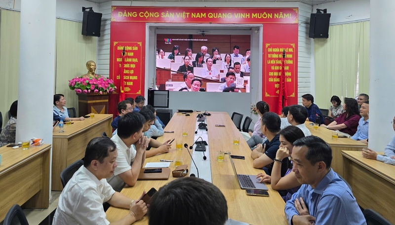 Đảng bộ Viện Nghiên cứu Chiến lược, Chính sách Công Thương học tập, quán triệt Nghị quyết số 10-NQ/TW