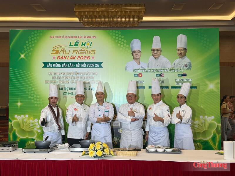 Các đầu bếp hàng đầu trong nước và thế giới quy tụ tại chương trình. Ảnh: Ngọc Giàu