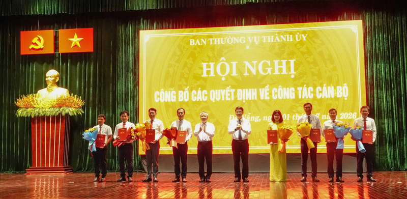 Lãnh đạo Thành ủy Đà Nẵng yêu cầu các cán bộ được điều động, bổ nhiệm đến các sở, ngành, địa phương nào phải tạo được chuyển biến ở nơi đó. Ảnh: Bình An