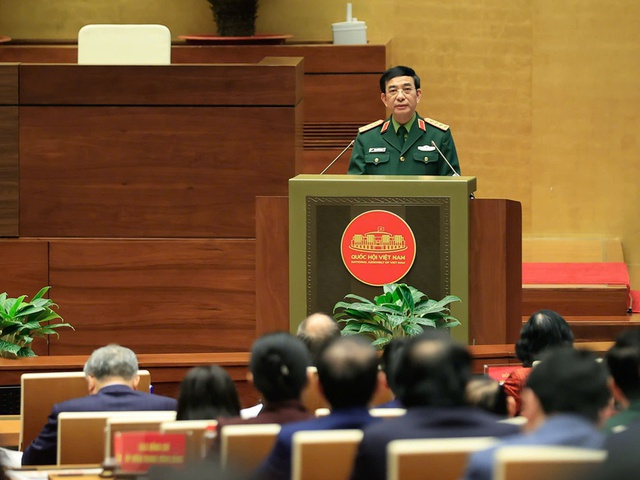 Đại tướng Phan Văn Giang trình bày chuyên đề "Tư duy, nhận thức mới về quốc phòng, bảo vệ Tổ quốc của Đại hội XIV" tại Hội nghị toàn quốc nghiên cứu, học tập, quán triệt và triển khai thực hiện Nghị quyết Đại hội XIV của Đảng, ngày 7/2/2026. Ảnh: Nhật Bắc