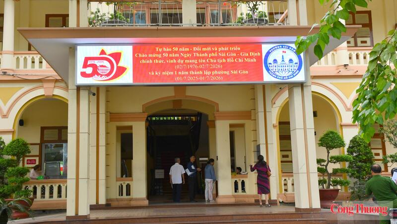 TP. Hồ Chí Minh rực rỡ cờ hoa mừng 50 năm vinh dự mang tên Bác - 8