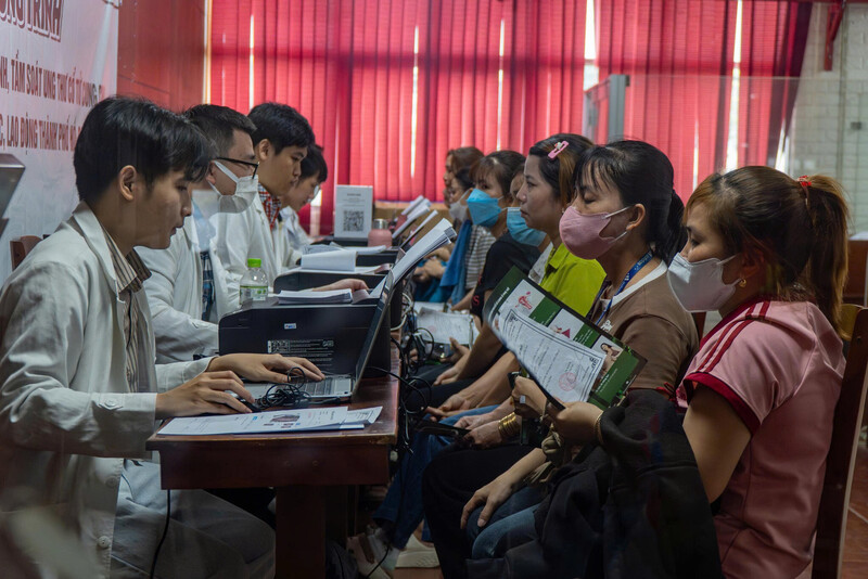 35.000 nữ công nhân được tầm soát ung thư cổ tử cung - 2