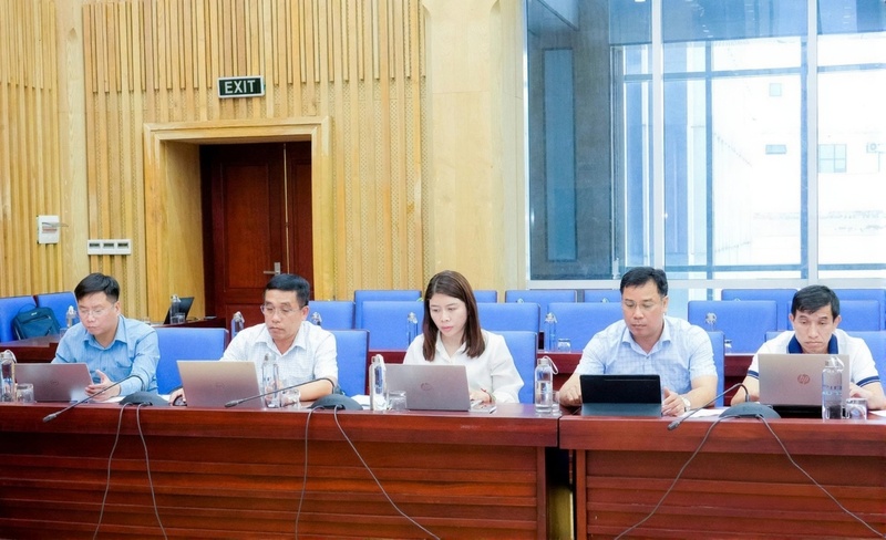 Đại diện các xã dự cuộc làm việc. Ảnh: Phạm Bằng