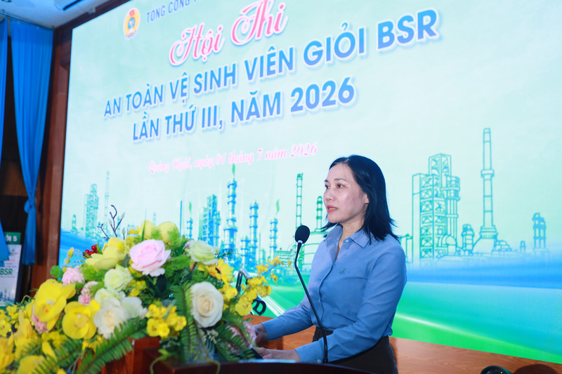 Bà Trương Thị Thu Hà, Chủ tịch Công đoàn cơ sở BSR cho biết: Hội thi không chỉ là lựa chọn được những đội thi xuất sắc nhất, mà còn là lan tỏa mạnh mẽ tinh thần “An toàn là trách nhiệm của mỗi cá nhân, là nhiệm vụ của mọi tập thể và là nền tảng cho sự phát triển bền vững của BSR”. Ảnh: BSR