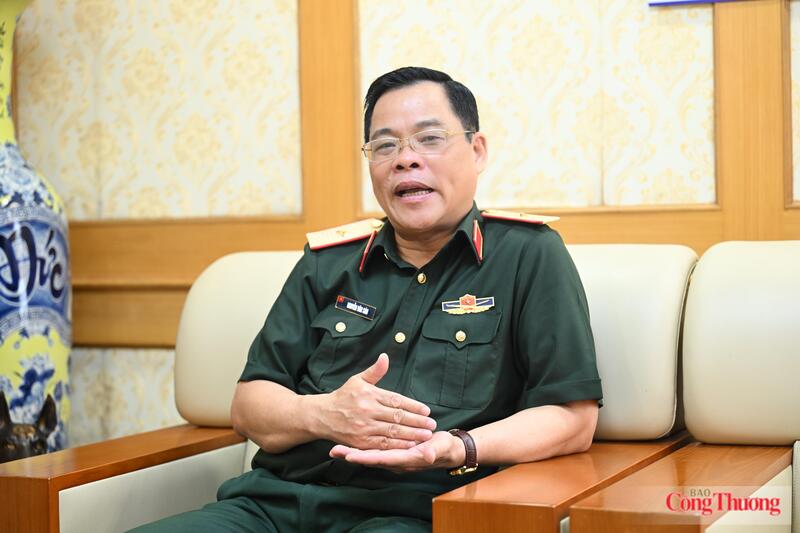 Thiếu tướng, PGS.TS Nguyễn Văn Sáu, Phó Viện trưởng Viện Chiến lược và Lịch sử quốc phòng Việt Nam. Ảnh: Nguyên Khánh